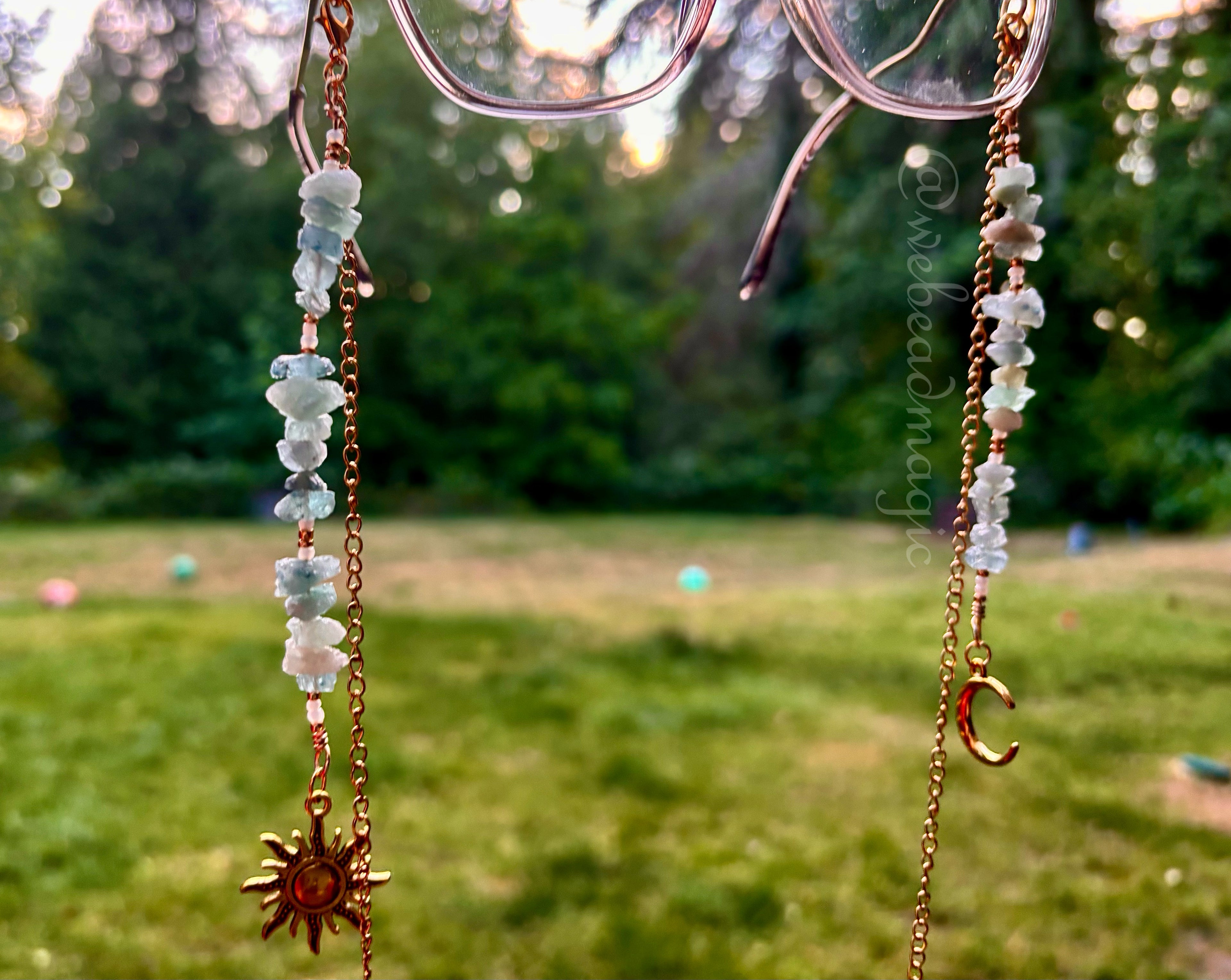 Apatite glasses chain